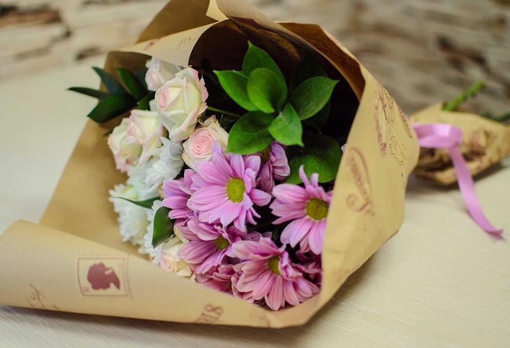 Букет цветов из: Розы и Хризантемы в Прикубанский