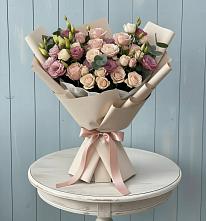 Букет цветов из:  Розы и Лизиантусы в Прикубанский