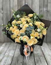 Букет цветов из:  Розы и Лизиантусы #REPLACE_PRED# Прикубанский