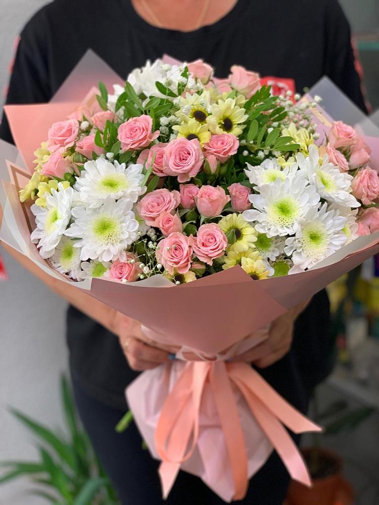 Букет цветов из: Розы и Хризантемы в Прикубанский