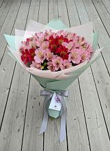 Букет цветов из:  Альстромерии в Прикубанский