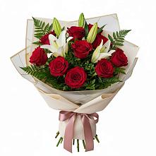 Букет цветов из:  Лилии и Розы в Прикубанский