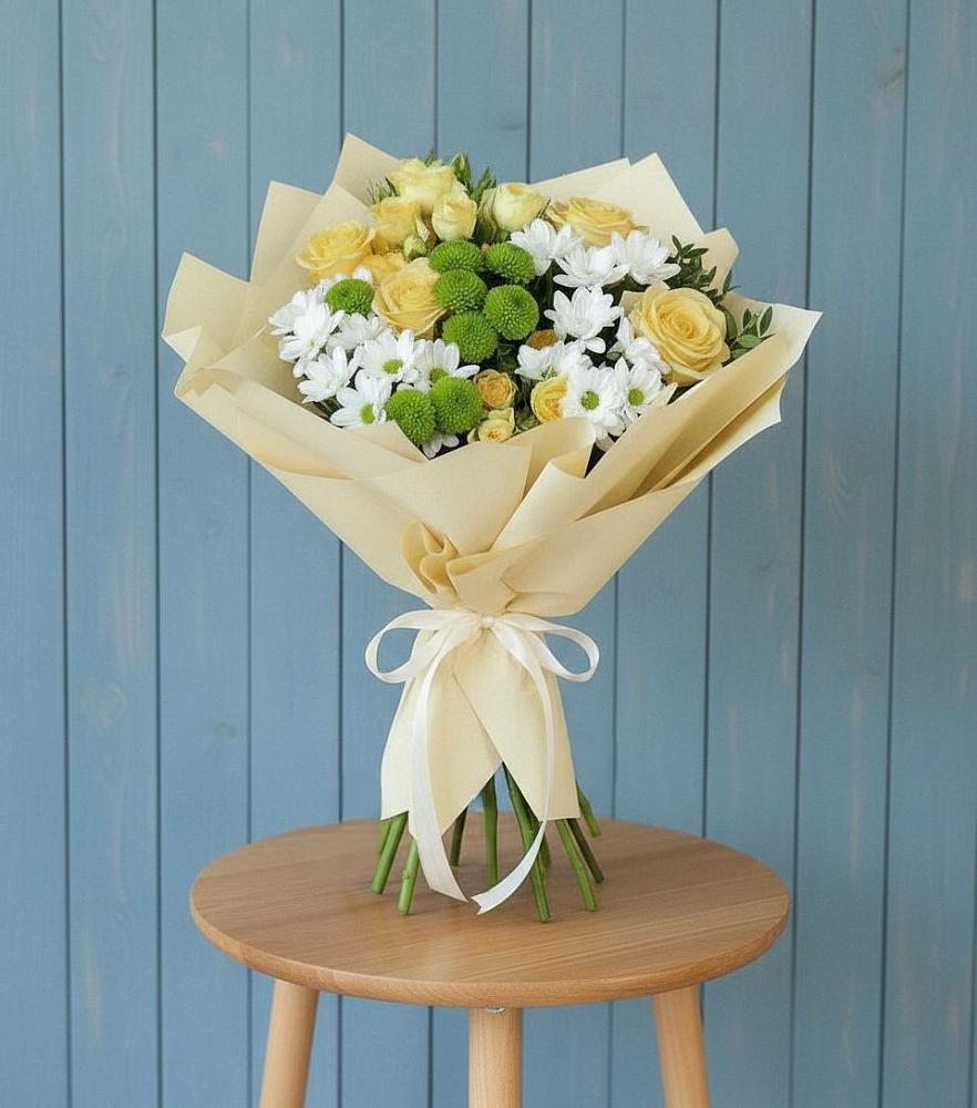 Букет цветов из: Хризантемы и Розы в Прикубанский