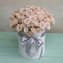 Цветочная композиция из Розы в шляпной коробке в Прикубанский