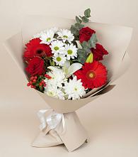 Букет цветов из:  Розы, Хризантемы, Герберы и Лилии в Прикубанский