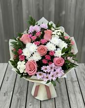 Букет цветов из:  Альстромерии, Гвоздики, Розы и Хризантемы в Прикубанский