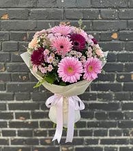Букет цветов из:  Герберы и Хризантемы в Прикубанский