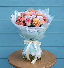 Букет цветов из:  Хризантемы и Розы в Прикубанский