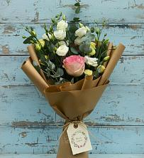 Букет цветов из:  Розы и Лизиантусы в Прикубанский